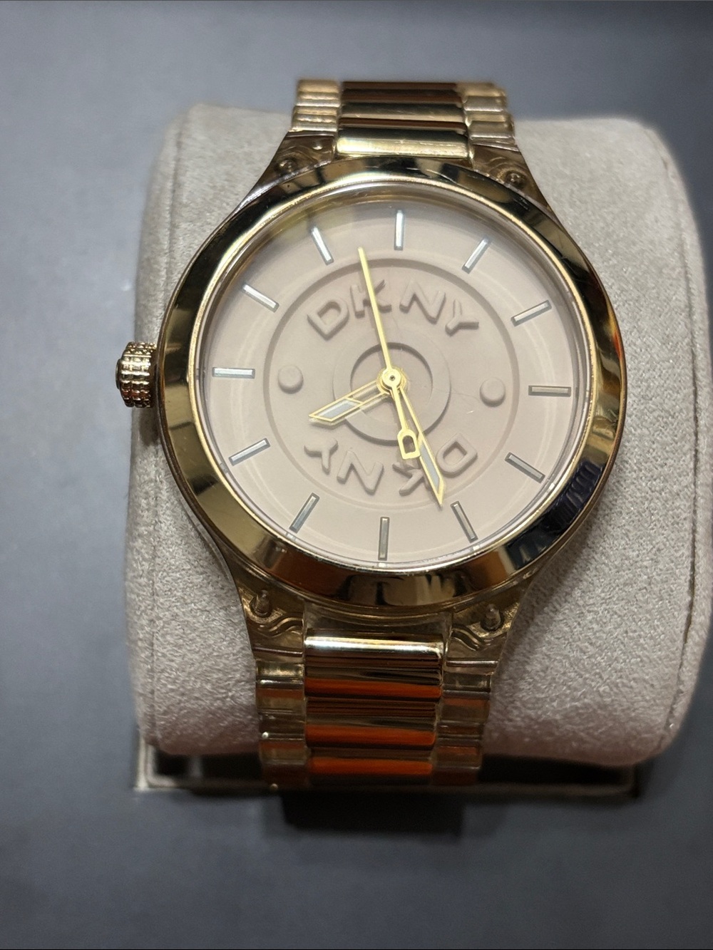 DKNY Gold and Cream Logo Bracelet Watch💥Read Description💥